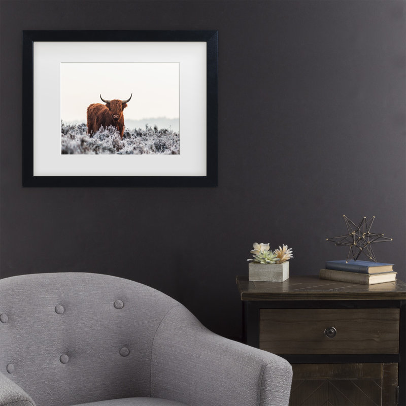 Jaap Van Den «Highlander», art encadré mat, H 18 po x l 22 po x P 0,75 po, Noir