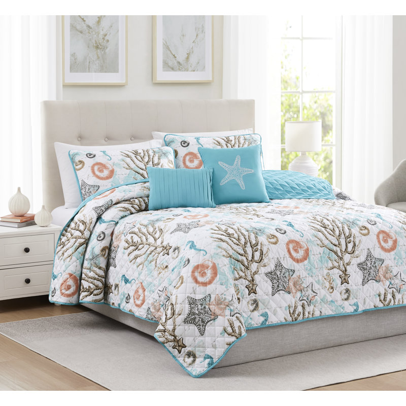Coastal Beach House Quilt Decorative Pillows & Shams, Queen Quilt + 4 Additional Pieces