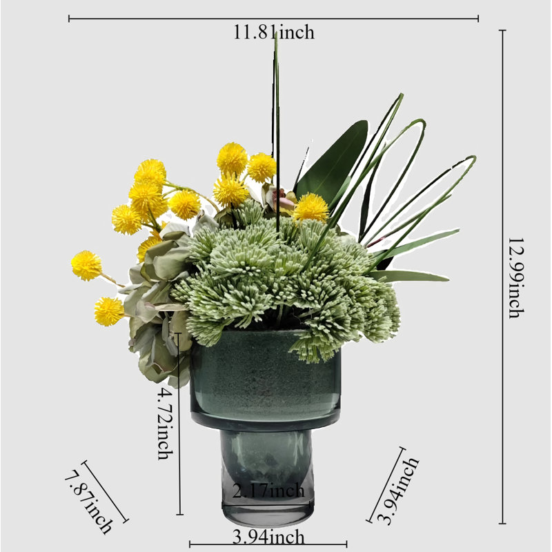 Arrangement floral contemporain minimaliste en sapin artificiel dans un vase