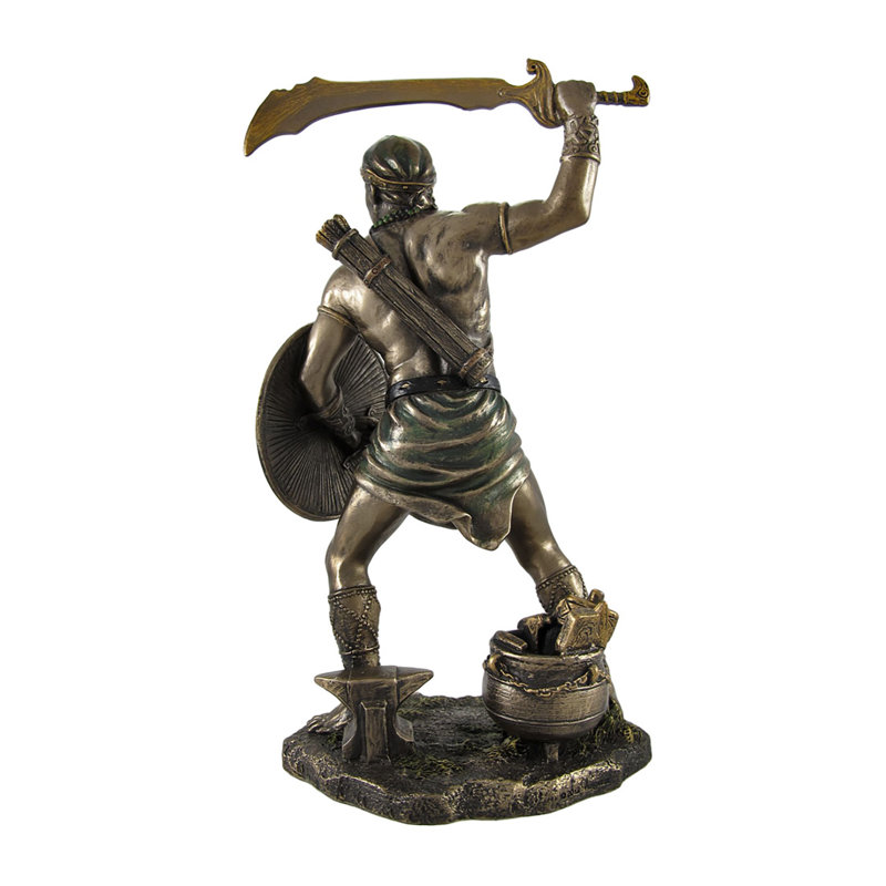 Statue de dieu de la guerre Oggun
