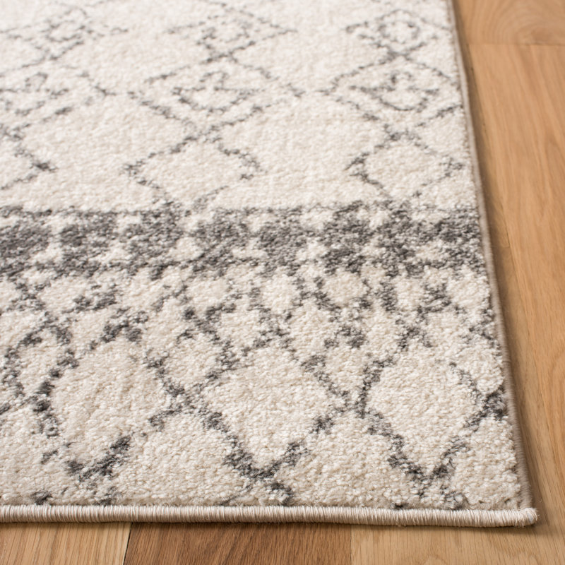 Downard Geometric Area Rug, Rectangle 61 x 91 cm