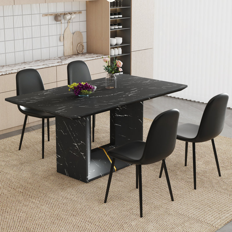 Ensemble de table et de chaises. Ensemble de table de salle à manger en panneau de fibres à densité moyenne à motif de marbre noir - 63 po x 35,4 po avec 4 chaises latérales rembourrées en polyuréthane de style Mid-Century moderne, quatre chaises e