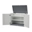 Remise de rangement horizontale avec tablette amovible, grande armoire de rangement extérieure verrouillable, unité de rangement en plastique PEHD résistant aux intempéries pour la cour, le patio, le jardin - 28 pieds cubes, blanc ivoire