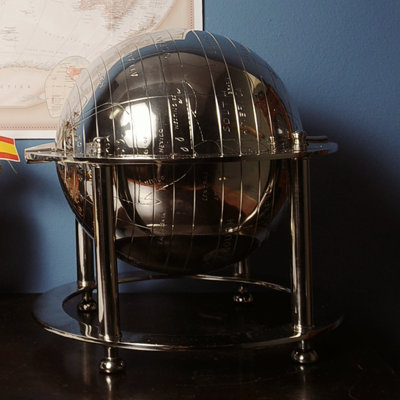 Globe en aluminium