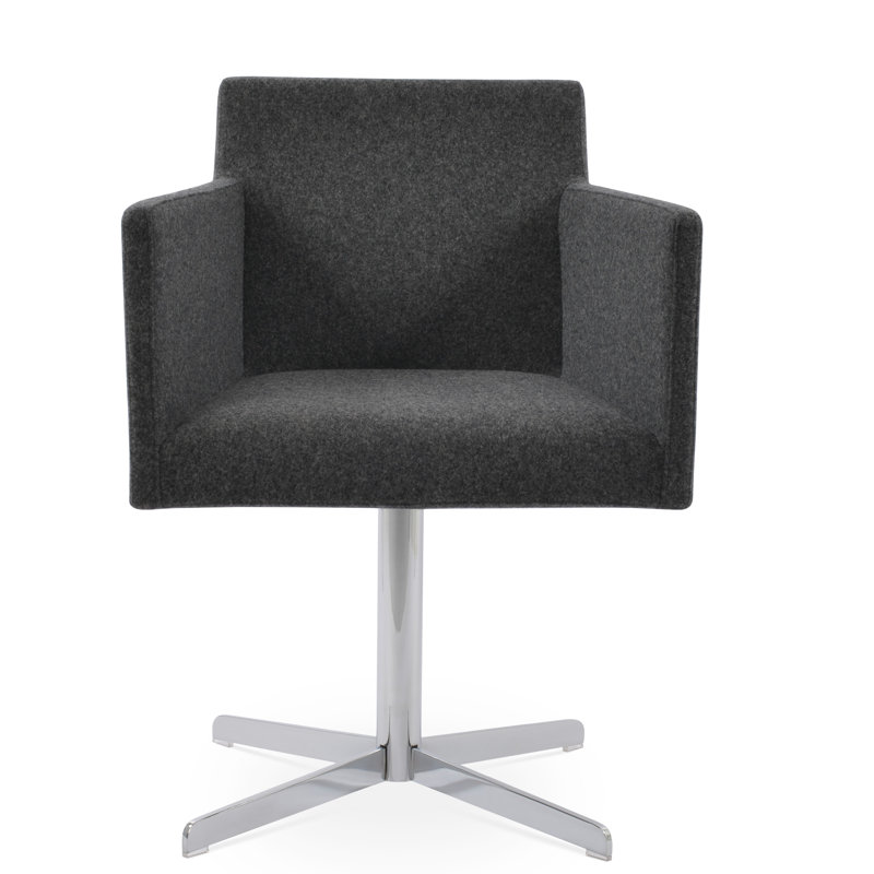 Chaise avec accoudoirs pivotants Harpoint 4 Star, Noir, Similicuir noir