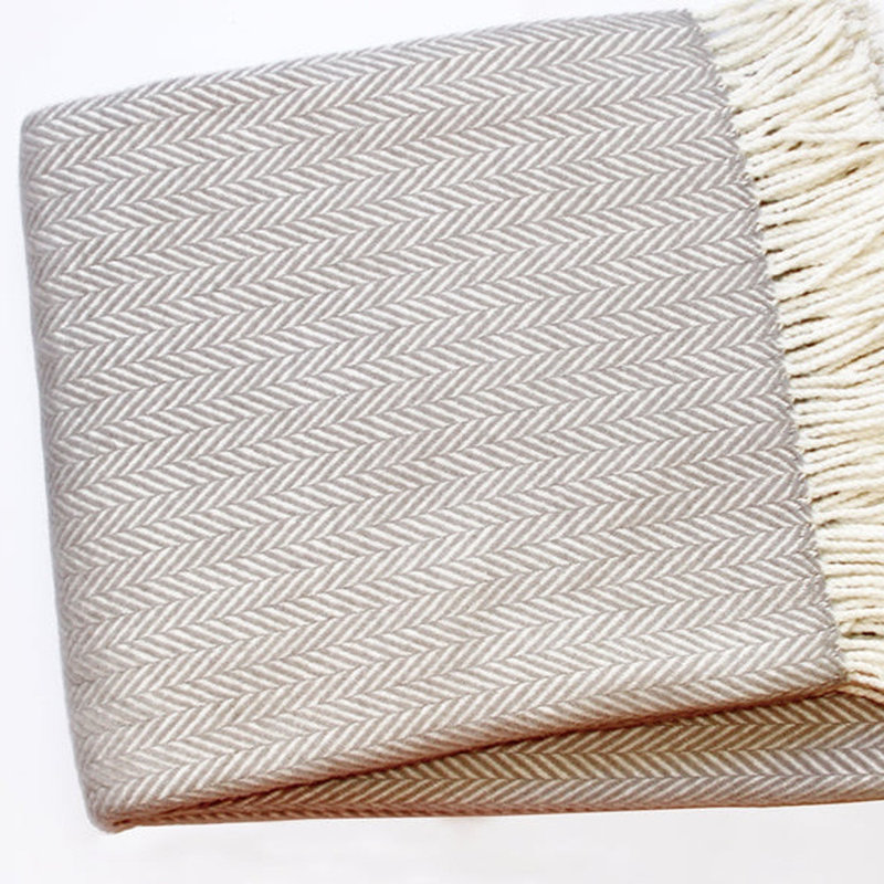 Jeté Slanted, Chevron gris