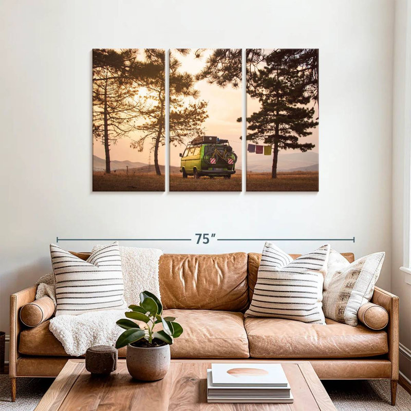 Mehar Camper, 36" H x 57" W