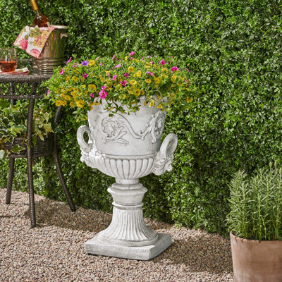 Jardinière en forme d'urne - Blanc antique, style élégant pour plantes d'intérieur et d'extérieur, succulentes, herbes aromatiques, fleurs, légumes, 49 cm de profondeur x 70 cm de largeur x 70 cm de hauteur, 14 kg, design romain avec accents botaniques.