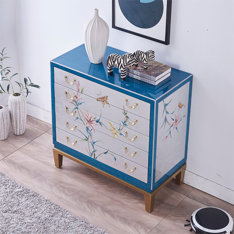 Light Luxury Exquisite Solid Wood Accent Chest