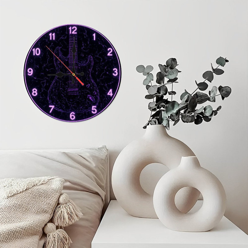 Chiffres de l'horloge de guitare mauve