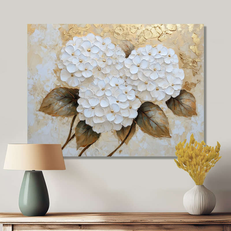 Harmony of Gold Hydrangeas I - Hydrangea, impression murale sur métal, H 12 po x l 20 po x P 0,84 po