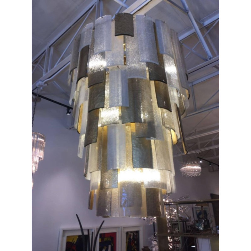 Lustre cascade en verre de Murano, Givré, Laiton, 26" Diameter x 56" Height