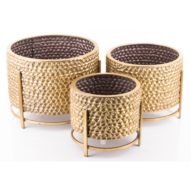 Maida Metal Pot Planter