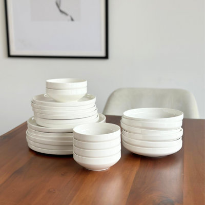 24 Piece Porcelain China Dinnerware Set - Service for 6