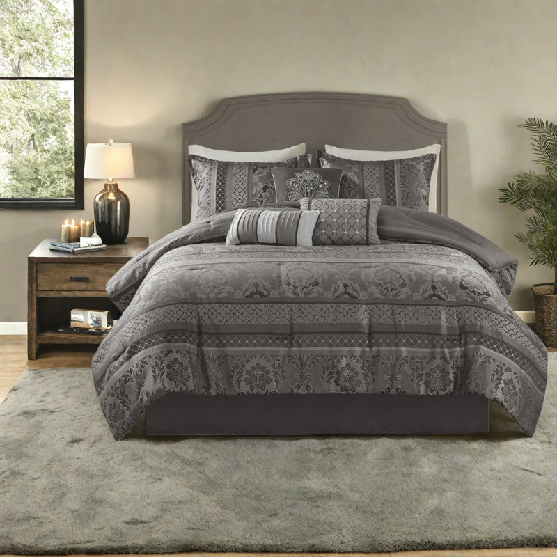 Luxury Bedding Sets, Polyester Jacquard Queen, Modern Home Comfort
