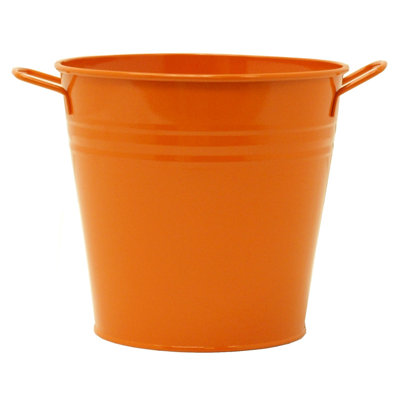 Venne Metal Pot Planter