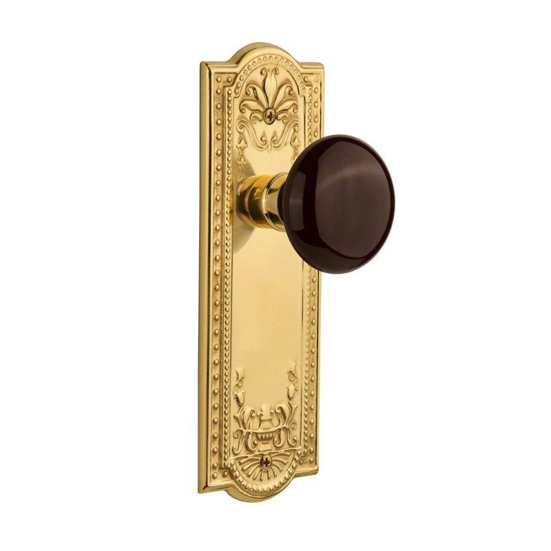Meadows Plate with Brown Porcelain Door Knob, Polished Brass, 2.375"