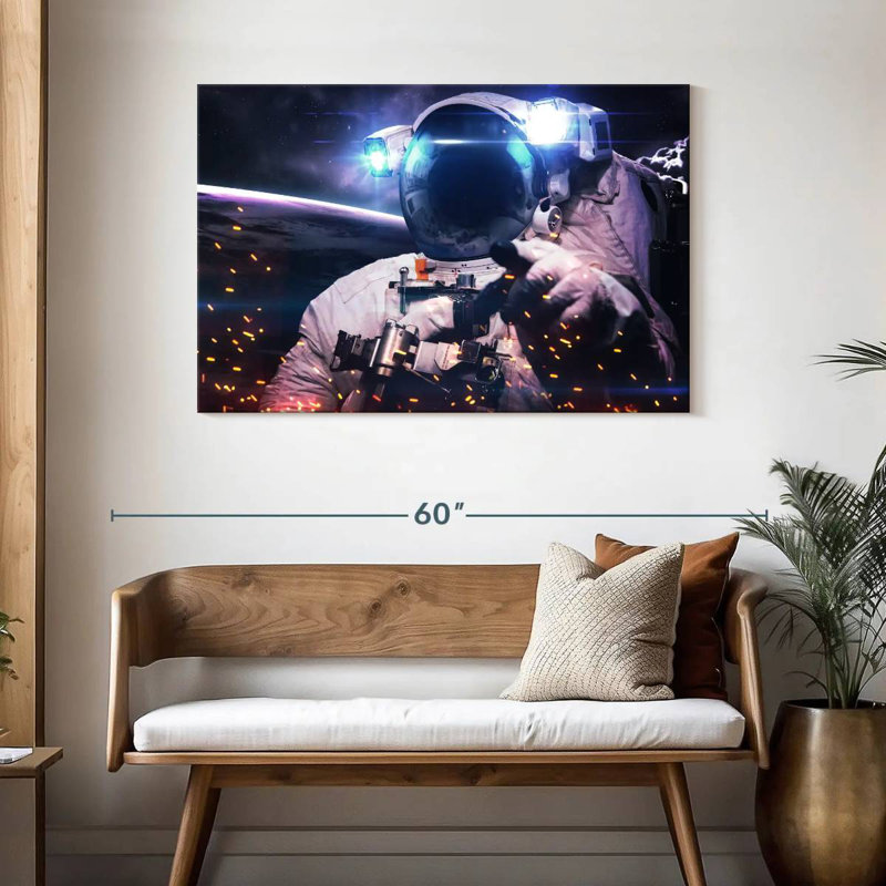 Astronaute brillant d'Oberle, H 30 po x l 45 po