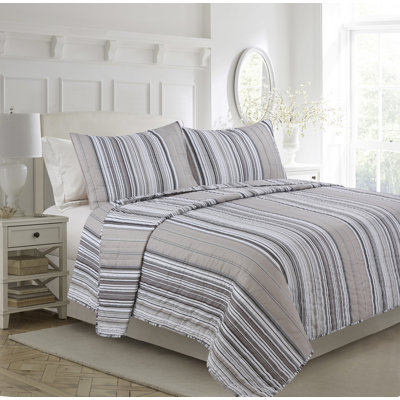 Magana Striped Quilt
