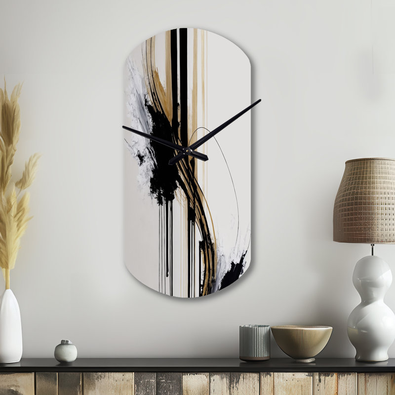 Golden Minimalist Abstract II - horloge murale asymétrique abstraite, cylindre noir, Petit