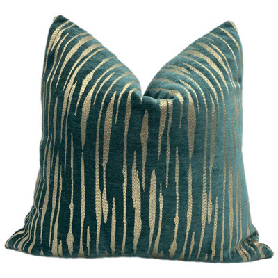 Dia Square Pillow Cover & Insert