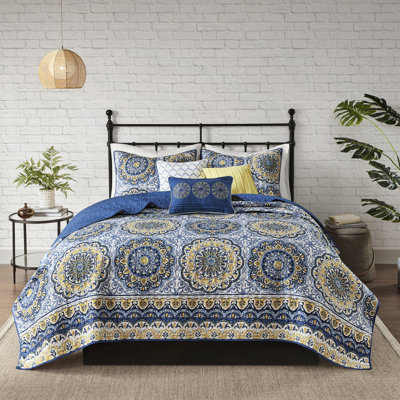 6 Piece Blue Quilt - King/ King, Floral Medallion Print, Embroidered Pillows, Washable Bedroom Blue, Embroidery, 100% Microfiber, Decorative Pillows