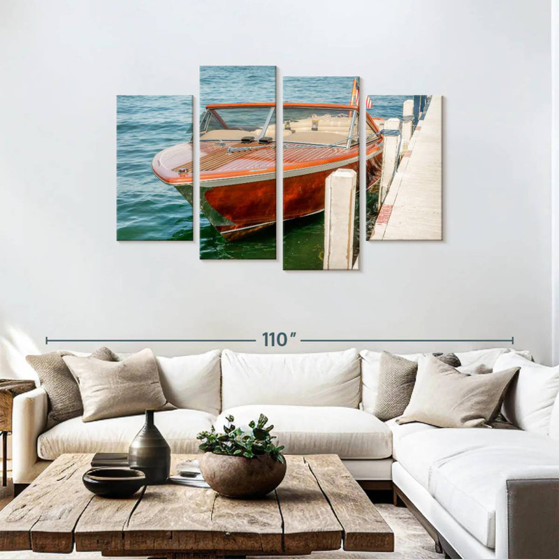 Bateau Mehar amarré à Fontana, H 48 po x l 75 po