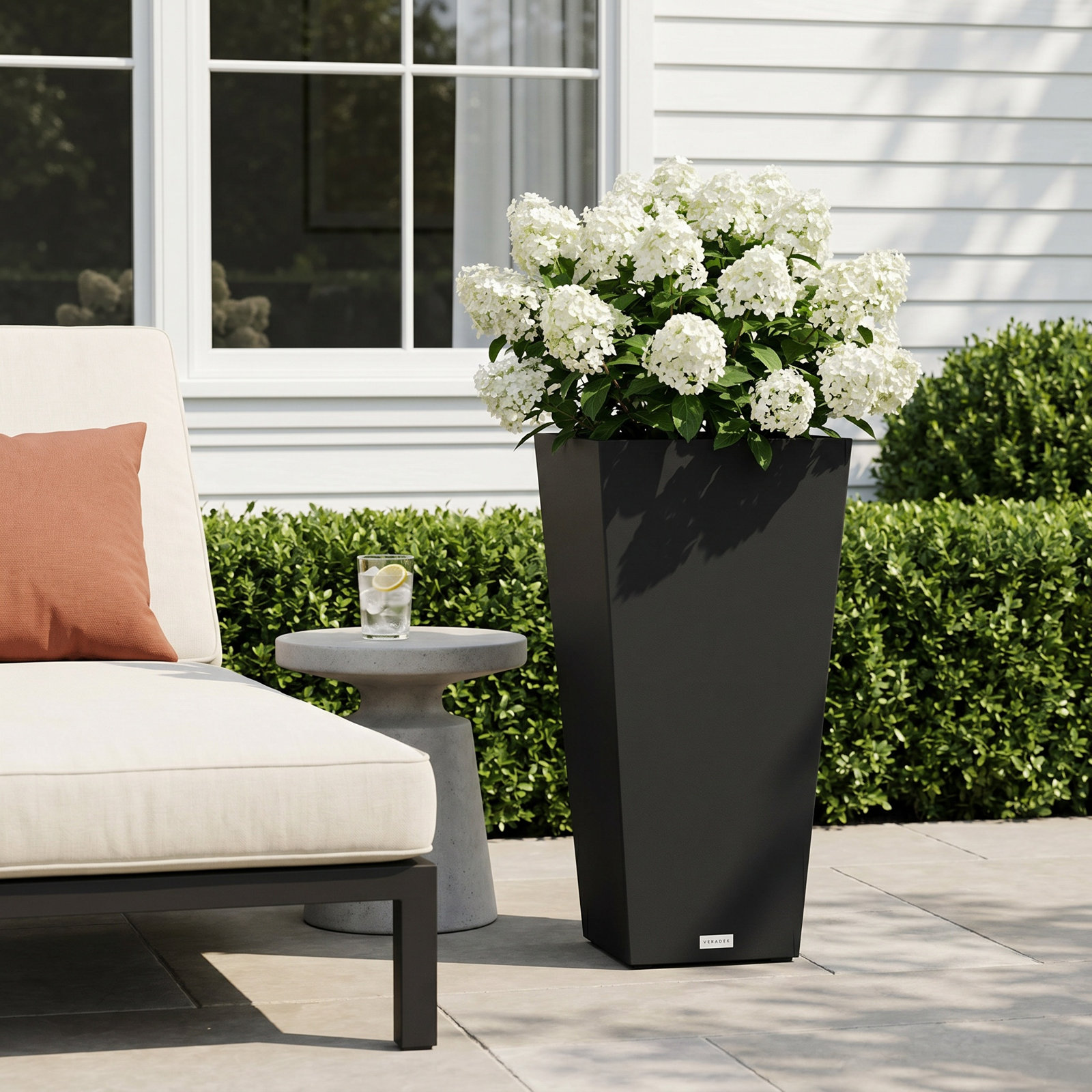 V-Resin Series Pot Planter, 30'' H x 15'' W x 15'' D, 1 pk