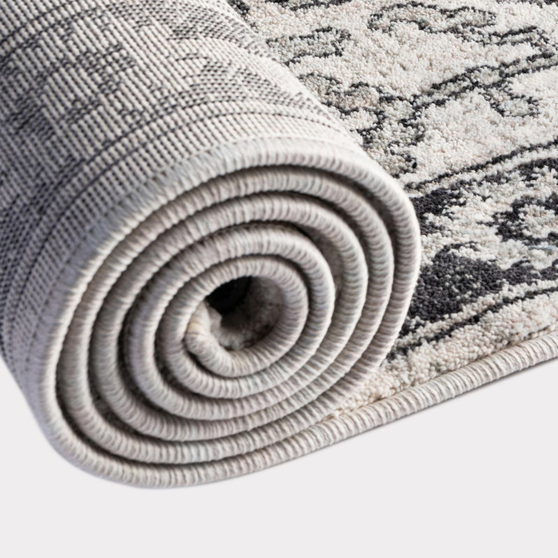 Erica Floral Indoor Rug, Round 7'