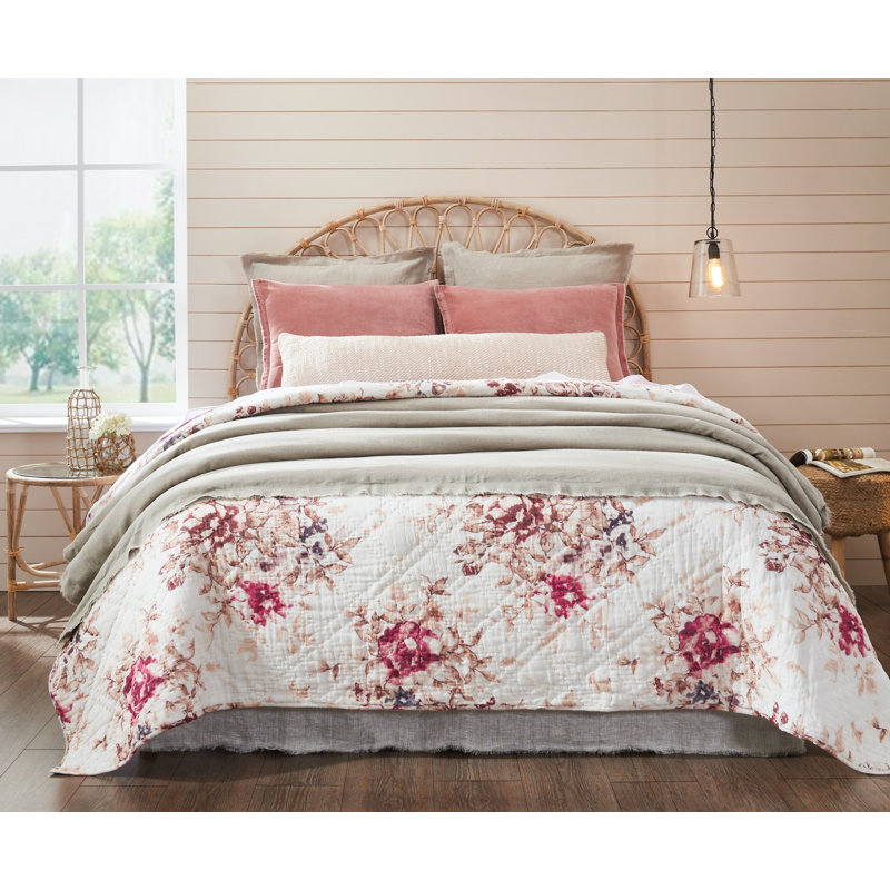 Winrey Cotton Blend Floral Quilt, Twin Quilt