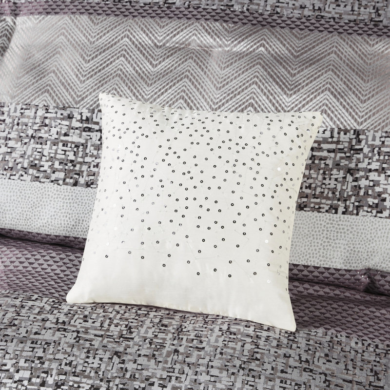 Édredon très grand de couleur mauve - Matériau, motif à rayures, 3 coussins décoratifs, brodé, Mauve