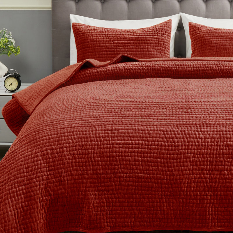 Chambord Farmhouse / Country Cotton Velvet Quilt, Queen Quilt + 2 Standard Shams, Burgundy
