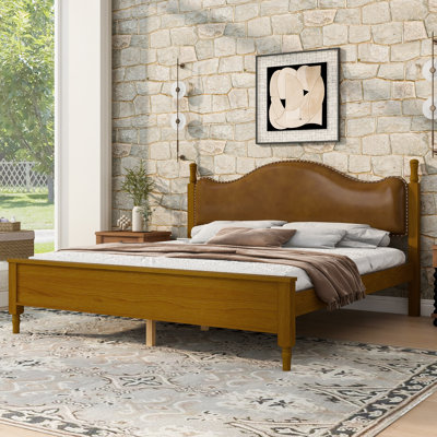Lit plateforme très grand en bois avec tête de lit tapissier, structure en bois de pin, lattes de bois, sans sommier tapissier, structure brune et tête de lit brune