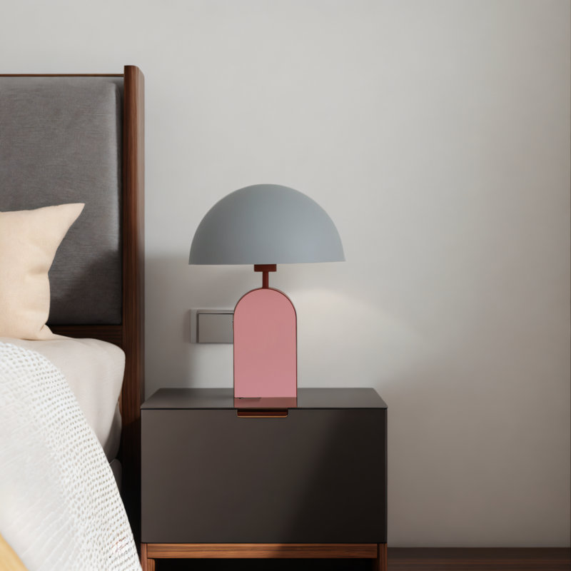 MERLOT TABLE LAMP