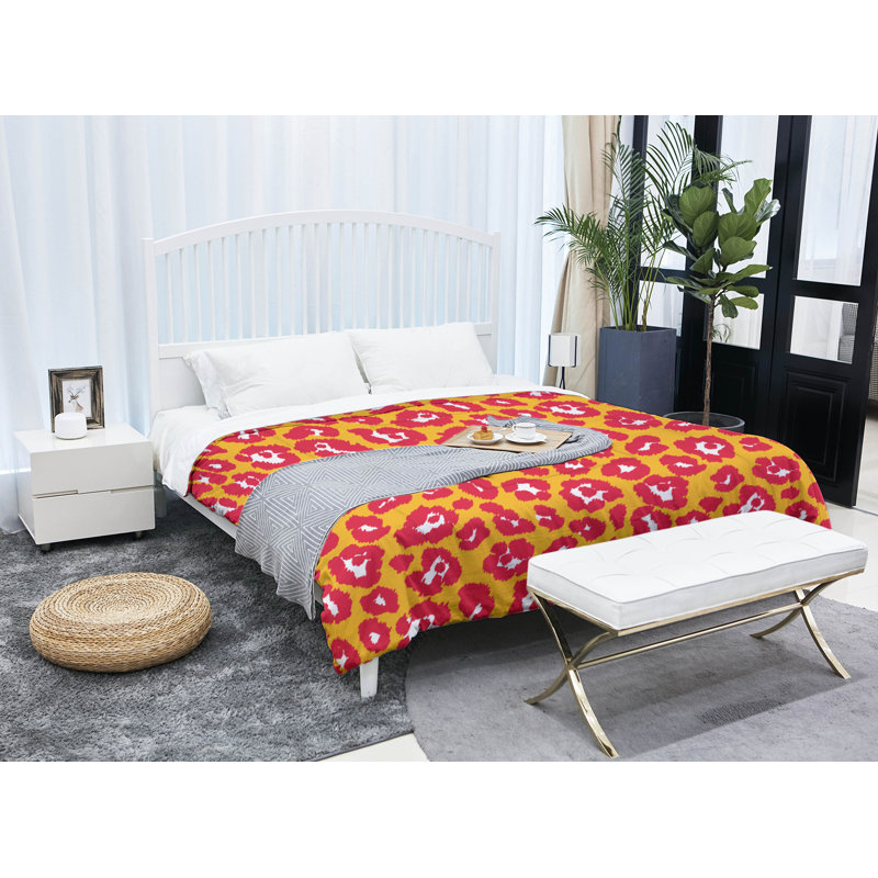 Polyester Animal Print Comforter, Twin Comforter, Gold/Red