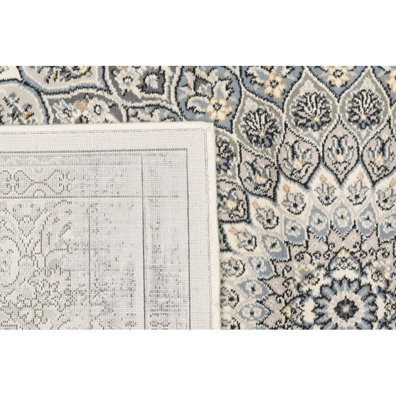 Attell Oriental Indoor Rug, Rectangle 6'7" x 9'6"