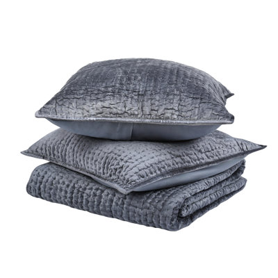 Dimitry Velvet Quilt Set