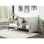 Finition gris clair de style transitionnel, moulure de lit de jour simple, conception d'affiche prête pour le matelas avec fleurons, structure en bois massif-431428351