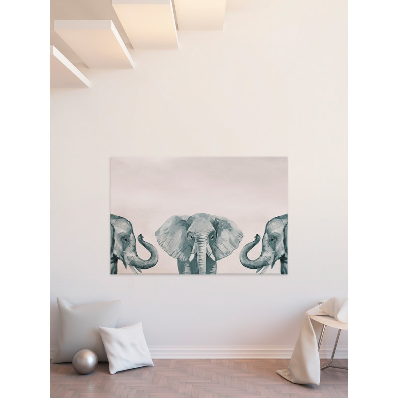 «Elephant Pose II», reproduction sur toile tendue, H 16 po x l 24 po x P 1,5 po