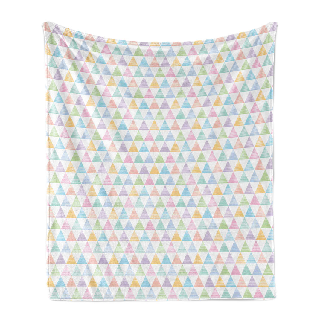 Kuscheldecke Symmetric Pyramid Triangles Rhombus Art