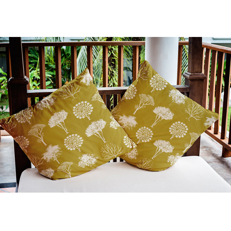 Coussin décoratif intérieur / extérieur Polyfill, 16 po x 16 po, Or pâle