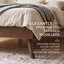 Lit plateforme Renwick King style Mid-Century en bois massif avec tête de lit bouclée et pieds fuselés-135444853-135444851