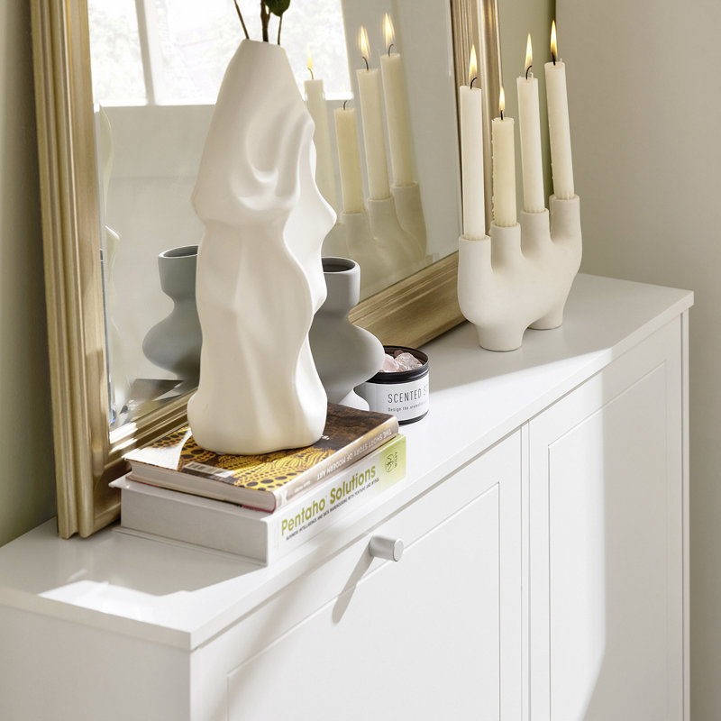 16 Pair Flip Down Shoe Storage