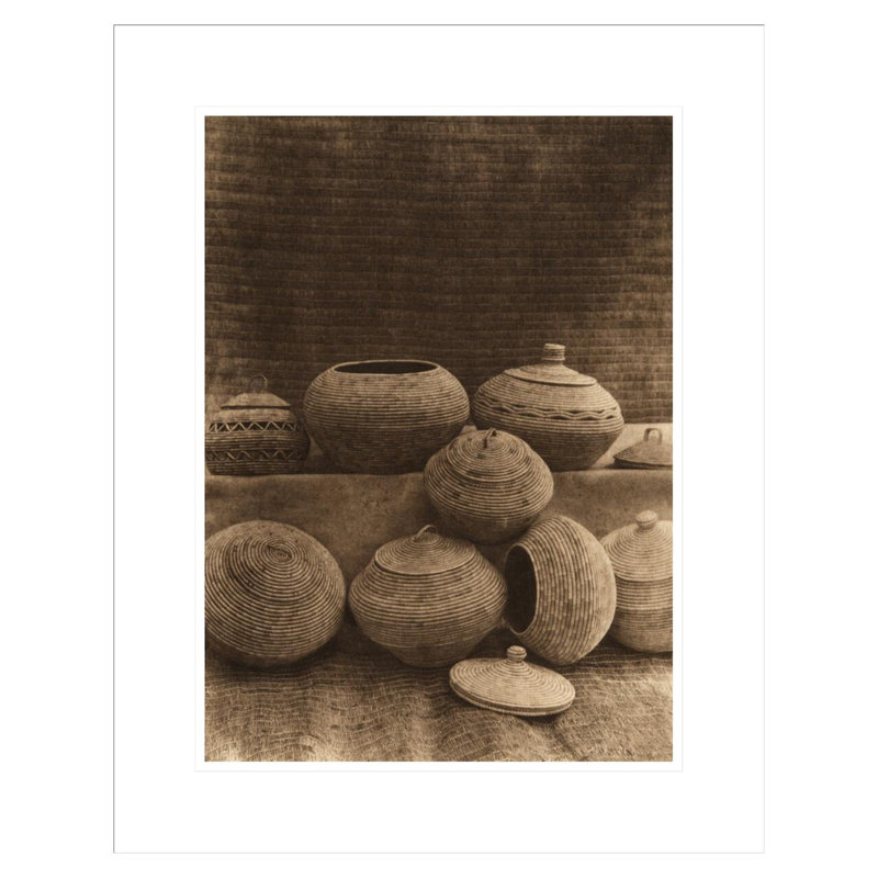Paniers - Nunivak (The North American Indian v. XX. Norwood MA The Plimpton Press) par Edward Sheriff Curtis, impression giclée sur cadre