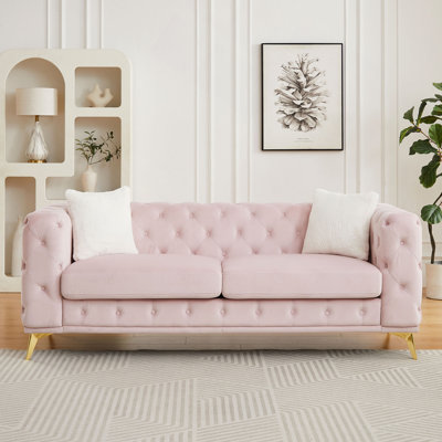 [Vidéo] Canapé moderne classique: canapé de style Chesterfield de 82,5 po avec des détails capitonnés et un revêtement en velours luxueux, avec 2 coussins décoratifs et des pieds en métal