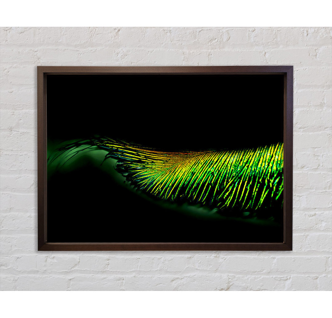 Vibrant Green Feather Gerahmte Wandkunst