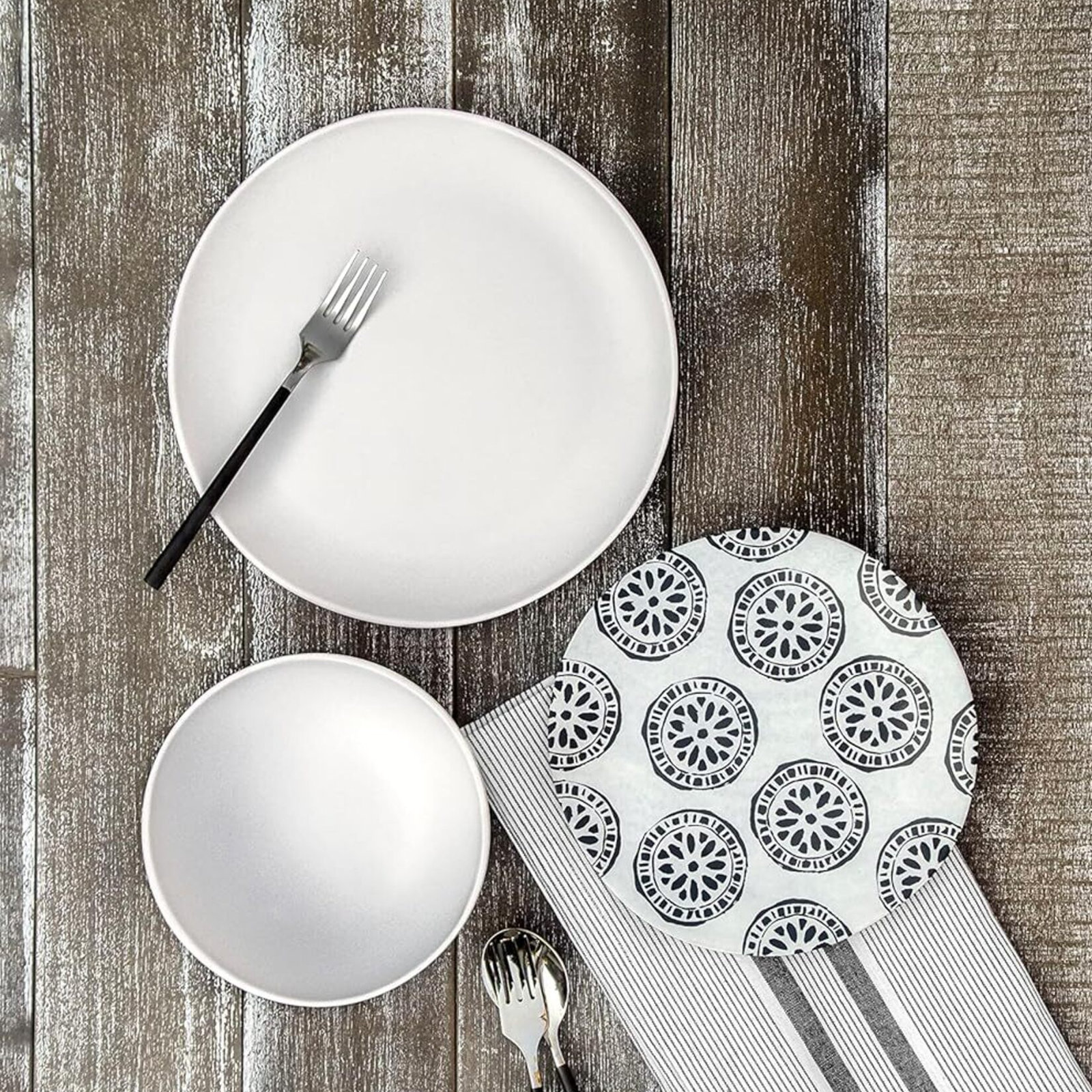 Laya Salad Plate