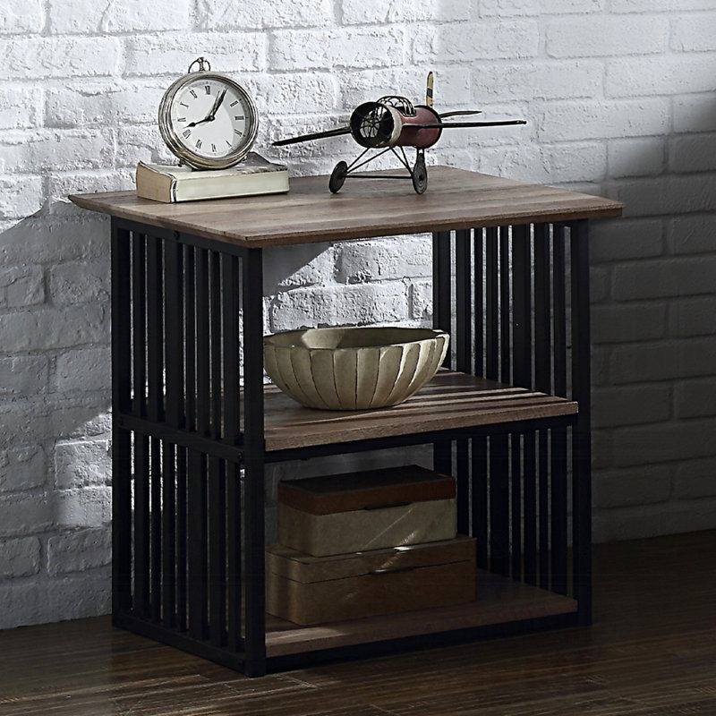 Table de chevet rustique industrielle, structure en métal noir, finition chêne antique, deux tablettes ouvertes, plateau en bois, largeur de 22 pouces, profondeur, hauteur de 23 po, marches d'installation sans effort