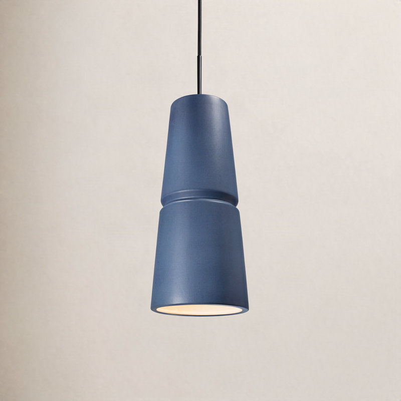 Luminaire suspendu conique à 1 lumière Logan, H 13,5 po x l 6 po x P 6 po, Ciel à minuit, Nickel brossé