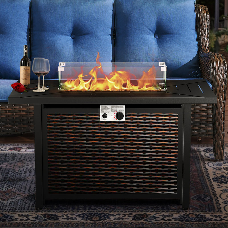 Foyer de table d'extérieur 43 "au propane 43" 55 000 BTU avec pare-vent